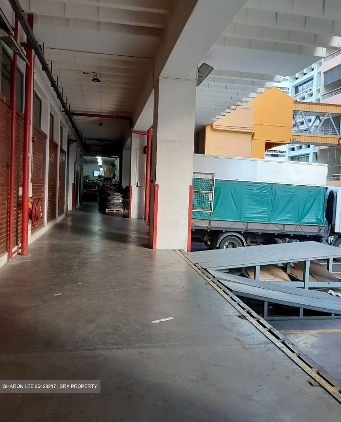 Ruby Land Complex (D13), Warehouse #610683501